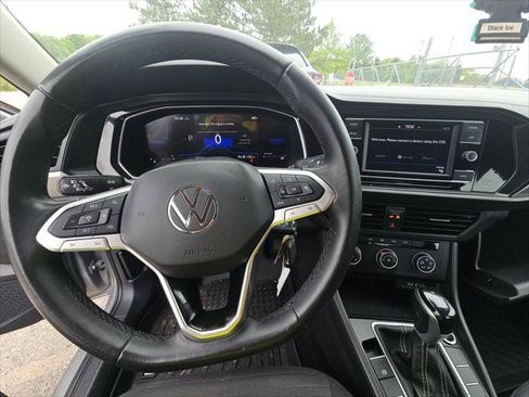 Used 2024 Volkswagen Jetta S FWD image 18