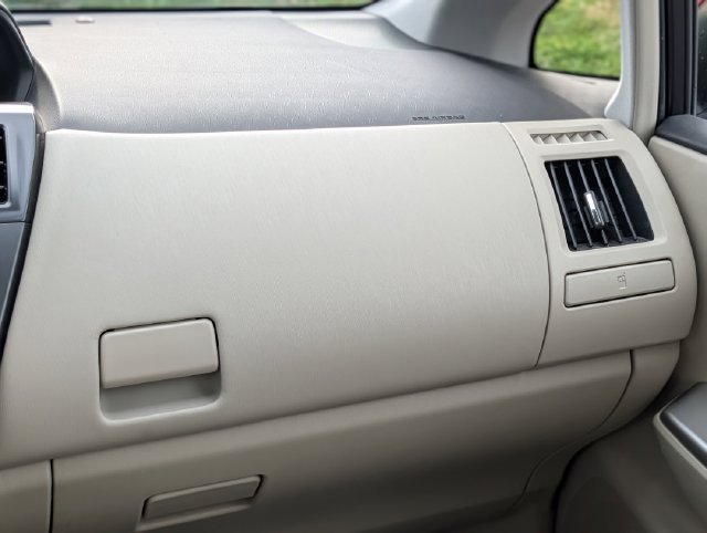 Used 2014 Toyota Prius V Five FWD image 15