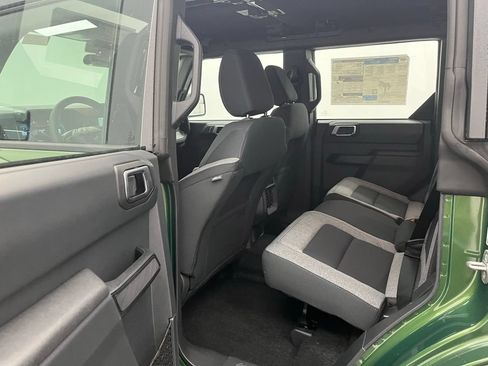 New 2025 Ford Bronco 4-Door AWD/4WD image 27