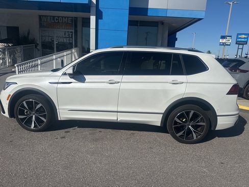Used 2024 Volkswagen Tiguan SEL R-Line image 5