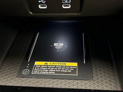 Used 2023 Honda Accord Touring image 18