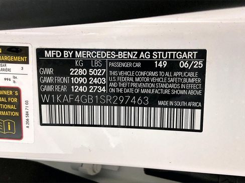 Used 2025 Mercedes-Benz C 300 Sedan image 33