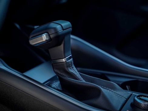 Certified 2025 Kia Sorento EX w/ Panoramic Sunroof Package image 12