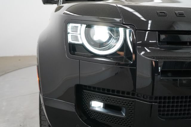 Used 2024 Land Rover Defender 110 X-Dynamic SE AWD/4WD image 68