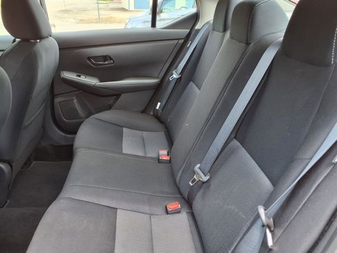 Used 2024 Nissan Sentra SV FWD image 7