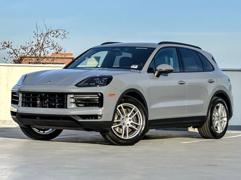 New 2026 Porsche Cayenne image 1