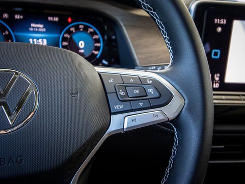 New 2026 Volkswagen Atlas SE image 35