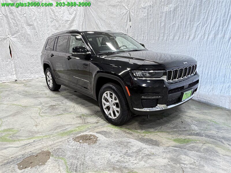 Used 2021 Jeep Grand Cherokee L Limited AWD/4WD image 2