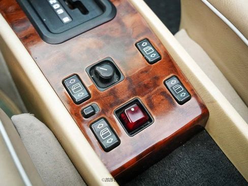 Used 1995 Mercedes-Benz E 320 Convertible image 54