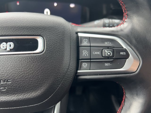 Used 2022 Jeep Compass Trailhawk w/ Trailhawk Elite Group AWD/4WD image 5
