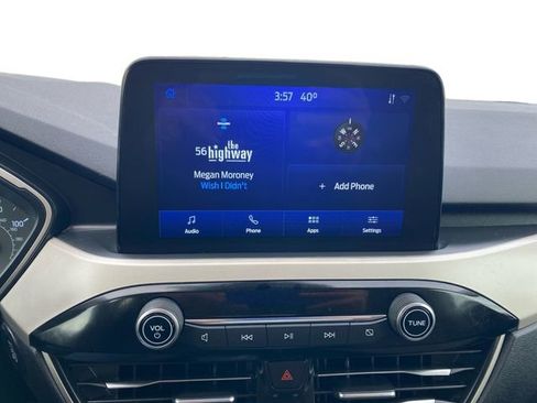 Used 2022 Ford Escape SE image 25