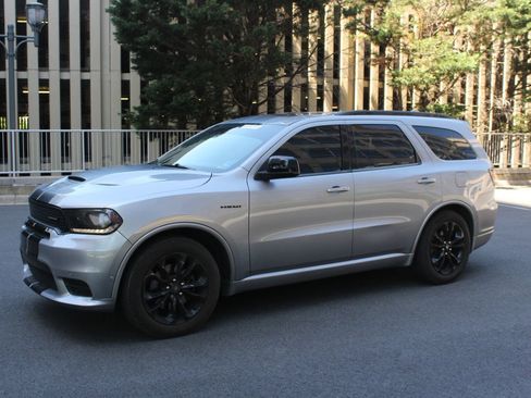 Used 2020 Dodge Durango R/T w/ Blacktop Package AWD/4WD image 12