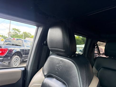 Used 2023 Ford Bronco Wildtrak AWD/4WD image 36