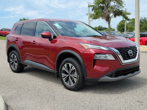 Certified 2021 Nissan Rogue SV FWD image 3