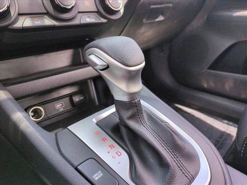 Used 2023 Kia Forte LXS w/ LXS Technology Package FWD image 12