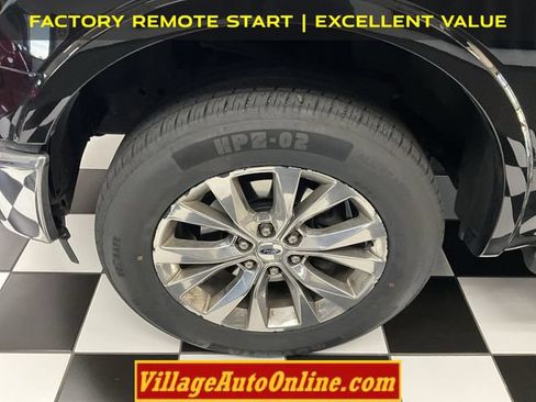 Used 2017 Ford F150 Lariat w/ Equipment Group 502A Luxury AWD/4WD image 10