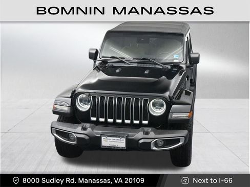 Used 2023 Jeep Wrangler Unlimited Sahara w/ LED Lighting Group AWD/4WD image 30