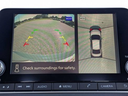 New 2025 Nissan Sentra SR w/ SR Premium Package image 29