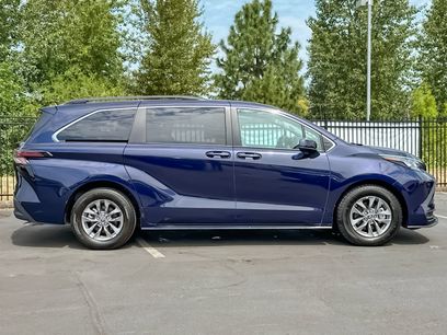 Used 2024 Toyota Sienna LE