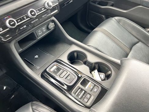 Used 2025 Honda Pilot EX-L image 30