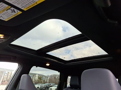 New 2026 INFINITI QX60 Sport image 11