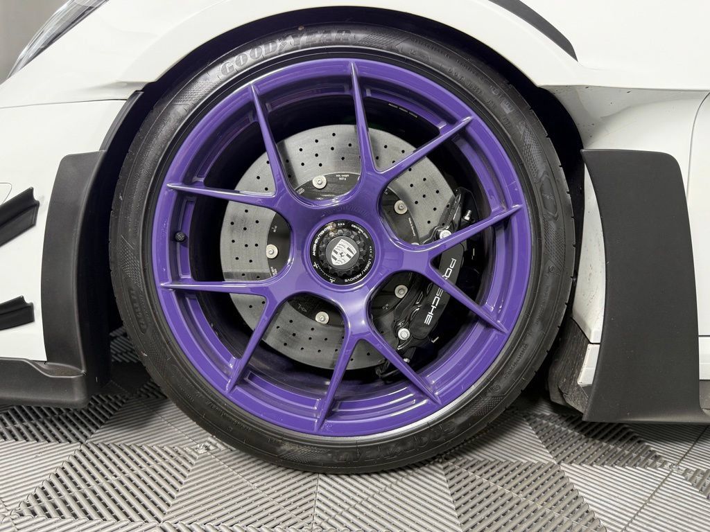 Used 2025 Porsche 911 GT3 RS RWD image 13