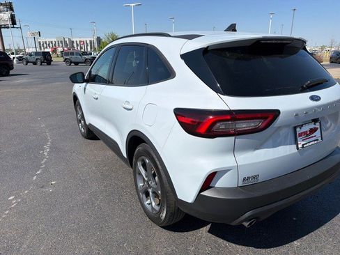 Used 2025 Ford Escape ST-Line image 11