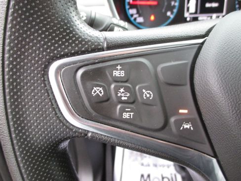 Used 2020 Chevrolet Equinox LS w/ LS Convenience Package image 19