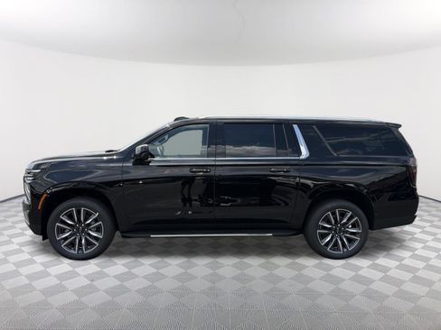 New 2026 Chevrolet Suburban LS w/ LS Custom Edition RWD image 8