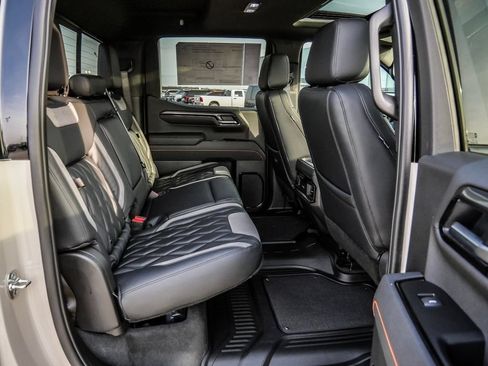 New 2026 GMC Sierra 1500 AT4 w/ AT4 Premium Package AWD/4WD image 20