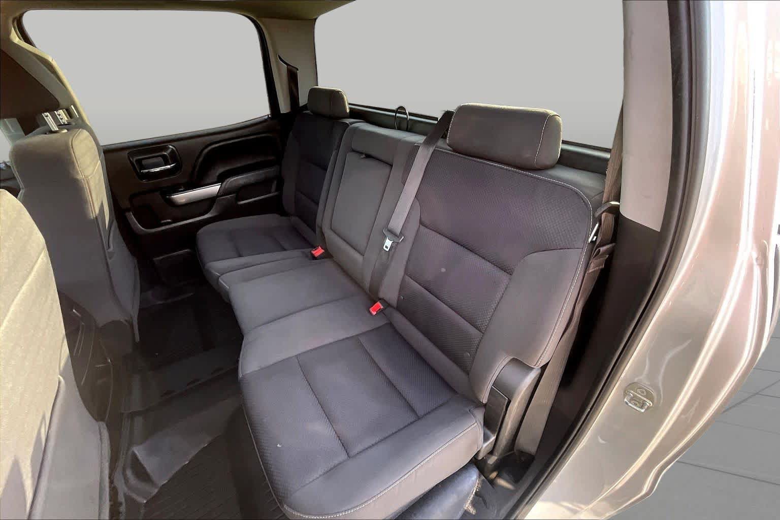 Used 2018 Chevrolet Silverado 1500 LT w/ Texas Edition RWD image 19
