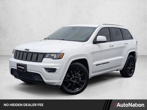 Used 2022 Jeep Grand Cherokee Laredo X RWD image 1