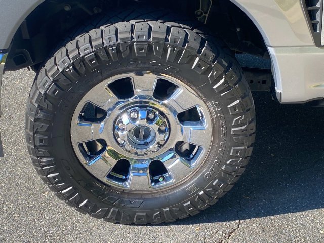 Used 2024 Ford F250 Lariat w/ Lariat Ultimate Package AWD/4WD image 6