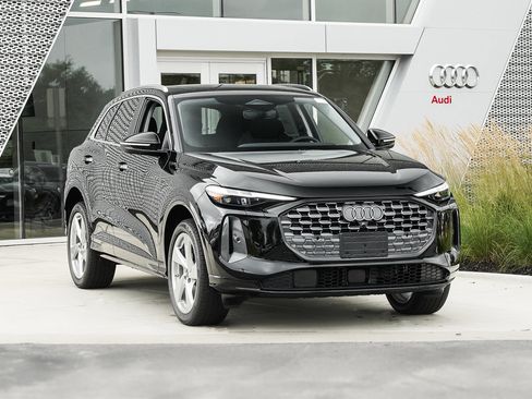 New 2025 Audi Q5 2.0T Premium Plus image 2