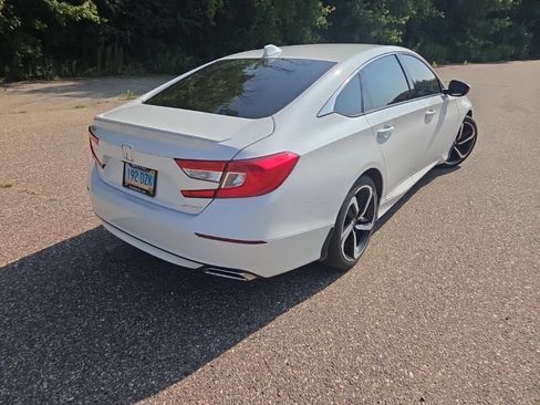 Used 2019 Honda Accord Sport image 17