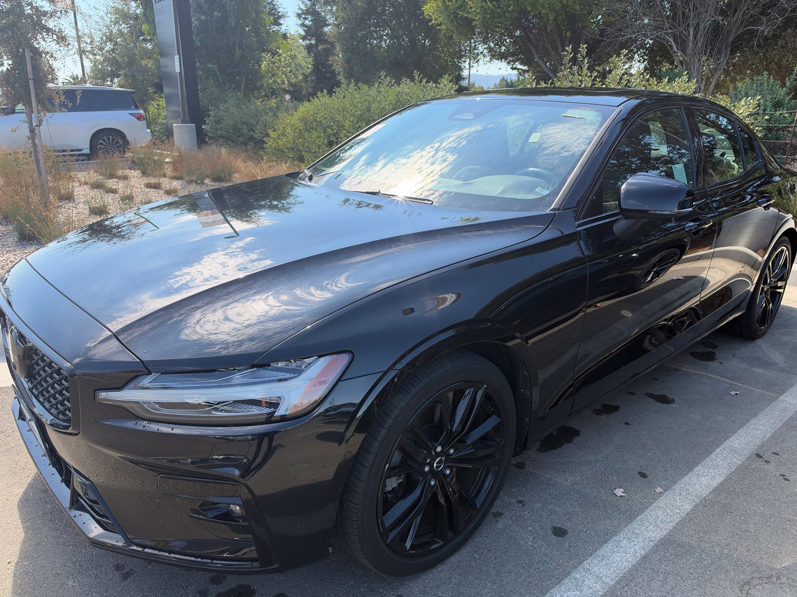 Used 2024 Volvo S60 B5 Plus w/ Climate Package FWD image 2