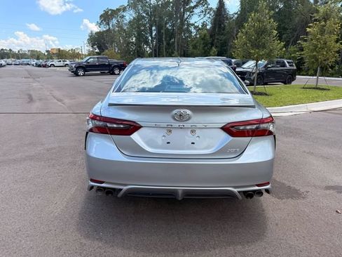 Used 2024 Toyota Camry XSE FWD image 9