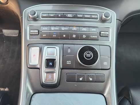 Used 2023 Hyundai Santa Fe SEL w/ Premium Package FWD image 18
