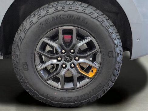 Used 2025 Ford Expedition Tremor AWD/4WD image 32