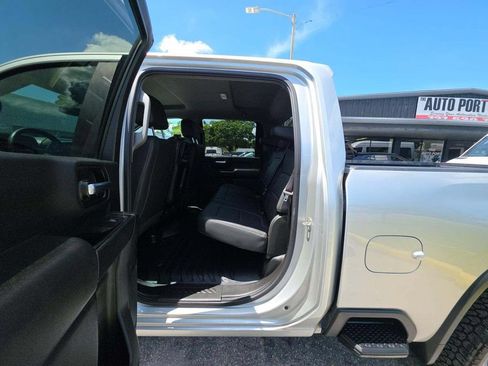 Used 2020 Chevrolet Silverado 2500 W/T w/ WT Convenience Package AWD/4WD image 4