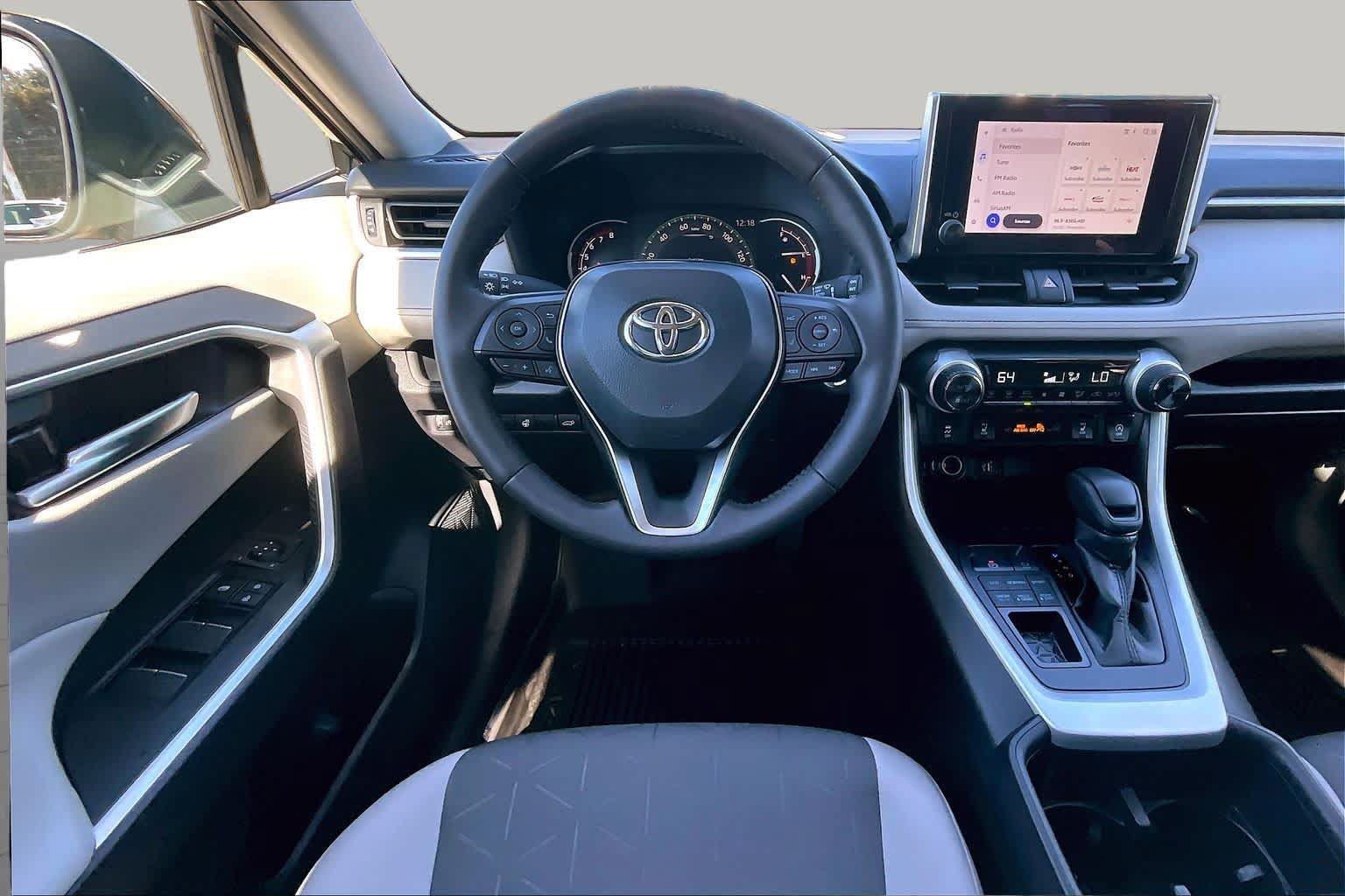 Certified 2025 Toyota RAV4 XLE w/ Convenience Package AWD/4WD image 5