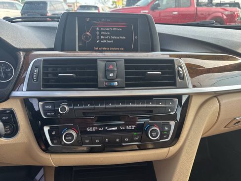 Used 2017 BMW 330i xDrive Sedan AWD/4WD image 32