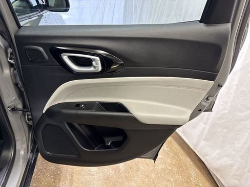 Used 2022 Jeep Compass Limited w/ Sun and Sound Group image 26