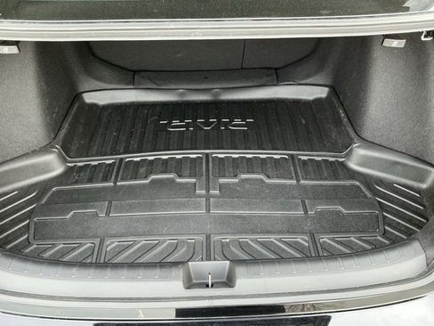 Used 2025 Honda Civic Sport Touring image 19