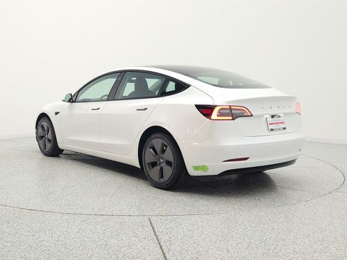 Used 2023 Tesla Model 3 Standard Range RWD image 7