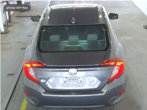 Used 2017 Honda Civic EX image 4