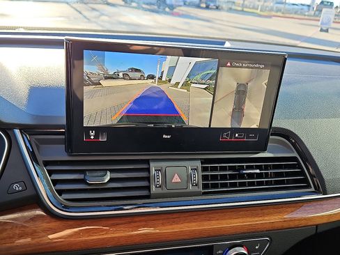 Used 2023 Audi Q5 2.0T Premium Plus image 16