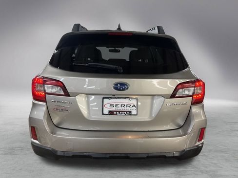 Used 2016 Subaru Outback 2.5i Limited image 4