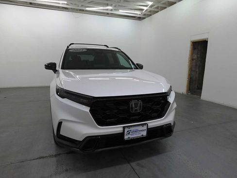 Used 2025 Honda CR-V Sport image 3