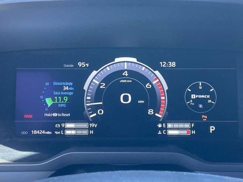 Used 2025 Toyota Tundra Limited w/ TRD Off-Road Package AWD/4WD image 7